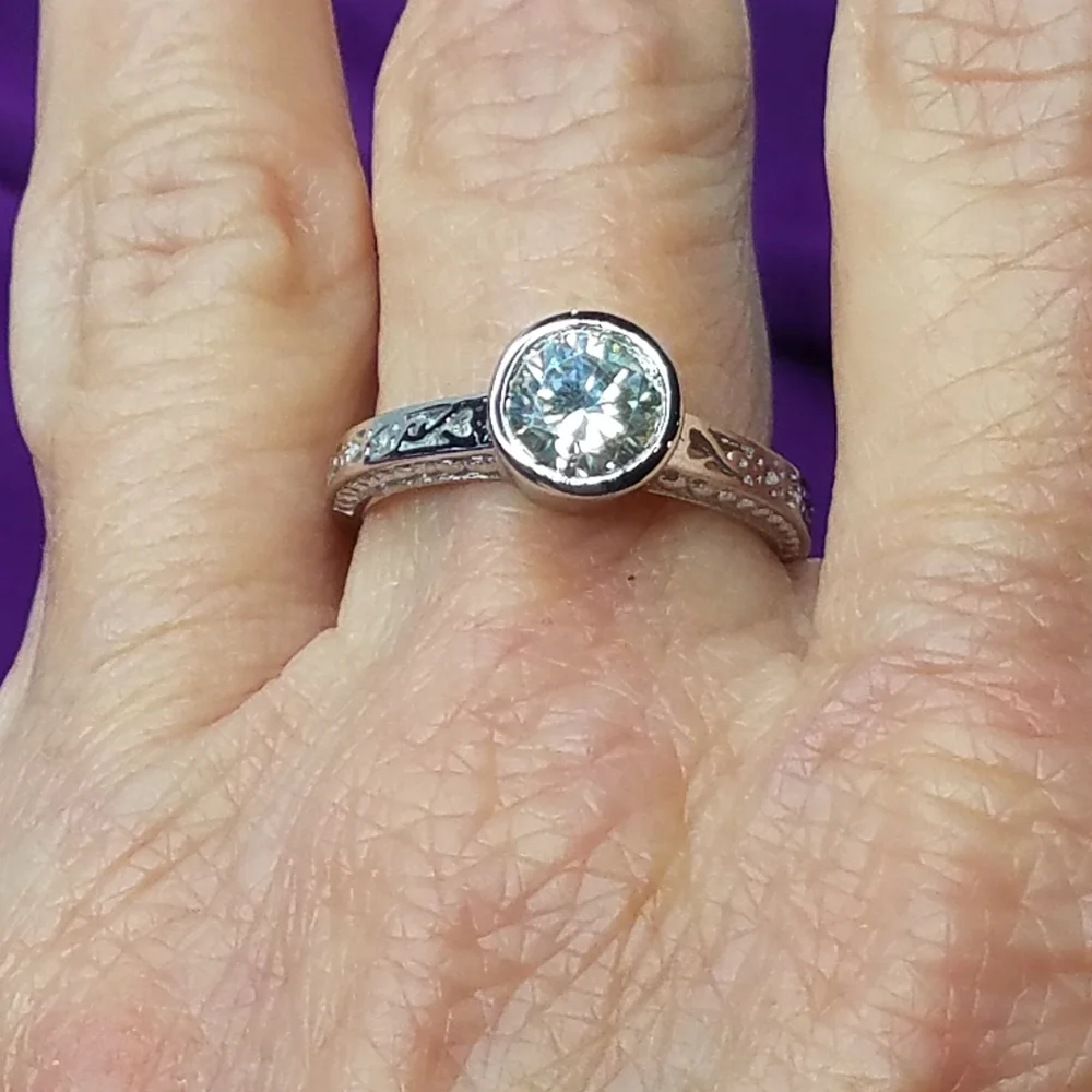 Moissanite 10 carat